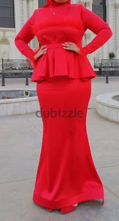 فستان احمر قطعتين يلبس ٨٥ كيلو
اتلبس مرتين بس 0