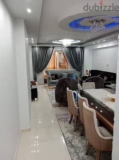شقة 136م صافي للبيع بكفر عبده شارع إبراهيم راجي "بدواليب المطبخ 0