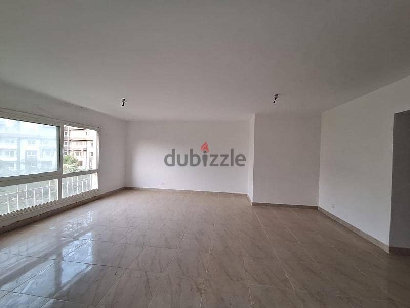 A unique opportunity in my city: A 200 square meter apartment for rent, first time occupancy, in B12. 1