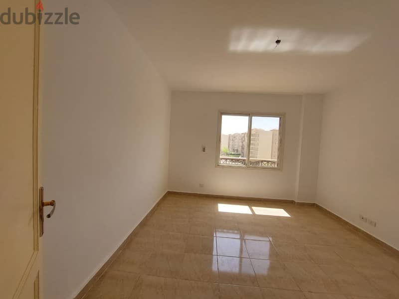 A great opportunity! Apartment for rent in Madinaty, 107 square meters with an open view, located in the heart of Madinaty in an excellent location. 7