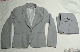 formal H&M suit 0