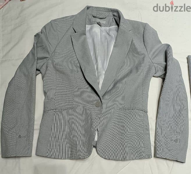 formal H&M suit 1