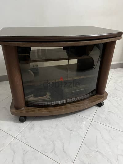 Tv unit وحدة تخزين للتليفيزيون