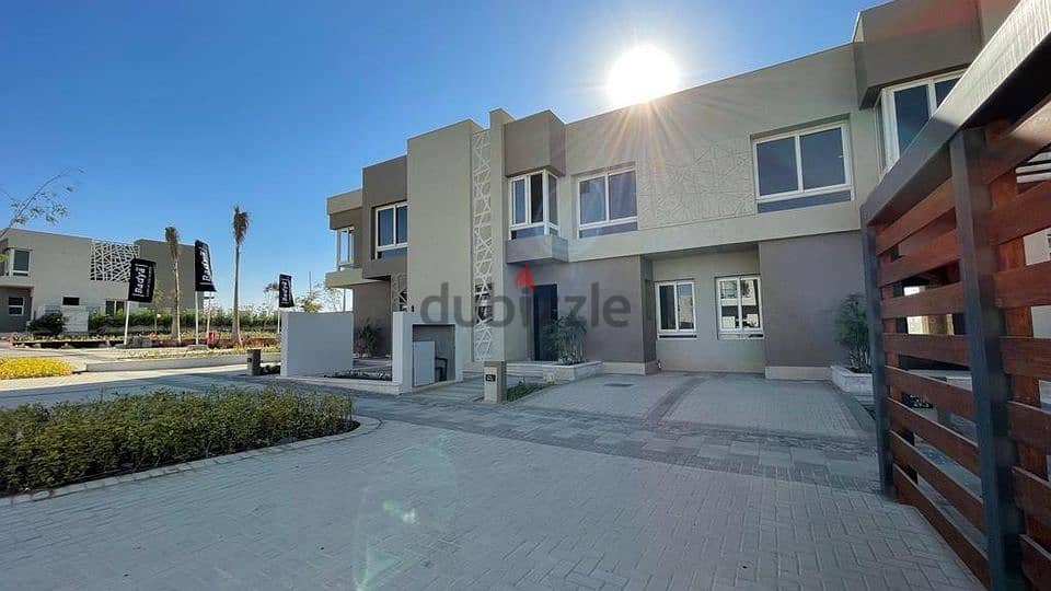 شقة للبيع تشطيب سوبر لوكس ف اكتوبر - Apartment for sale super lux finishing in October 11