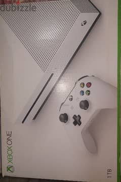 Xbox used for 1 month ONLY