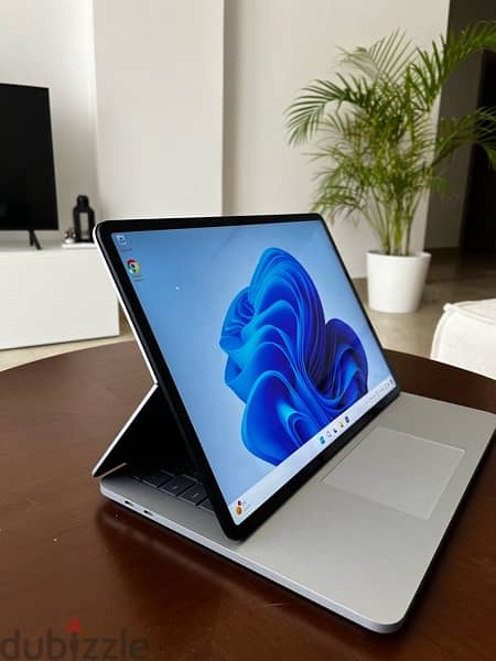 Surface Studio core i7 - Like new! 1