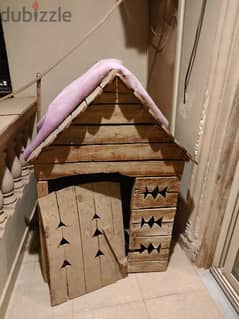 dog wooden house