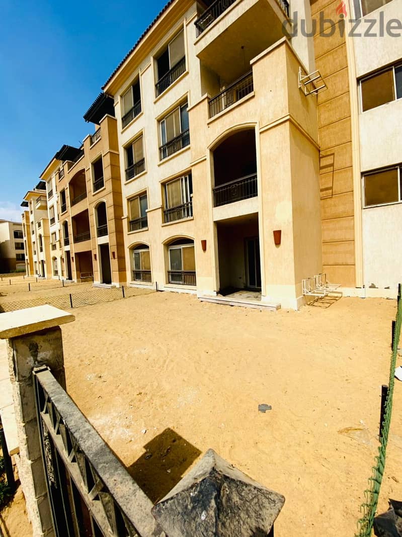 Apartment for sale stone residence compound new cairo ready to move with Garden in aliving Compound 8