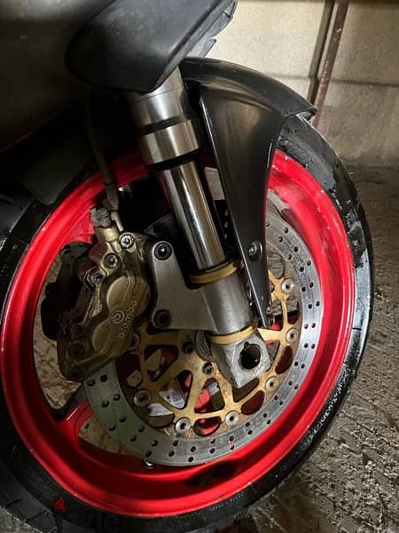 Ducati 900ss 4