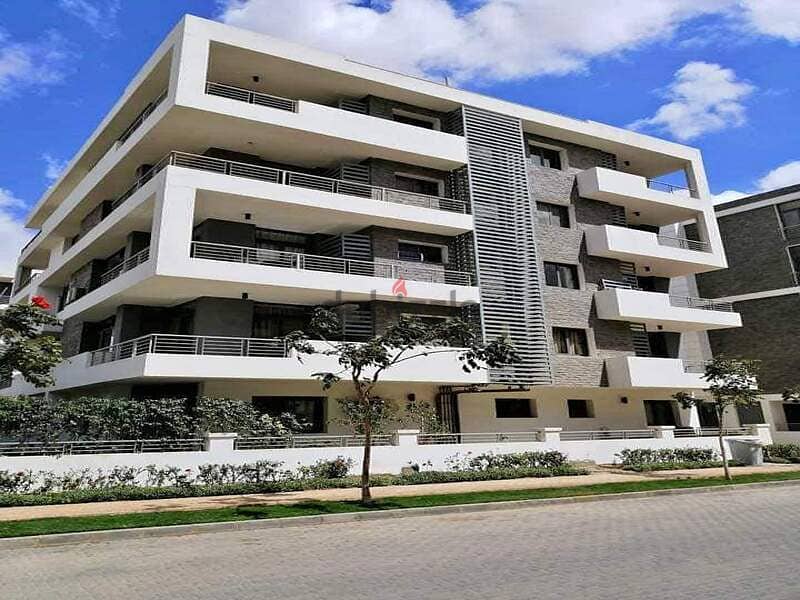 4-room duplex for sale in New Cairo, Taj City Compound, First Settlement, in front of the airport on Suez Road (225 m + roof), with a 37% discount 1