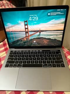 macbook pro 2019 13 inch touch bar 59 cycle count