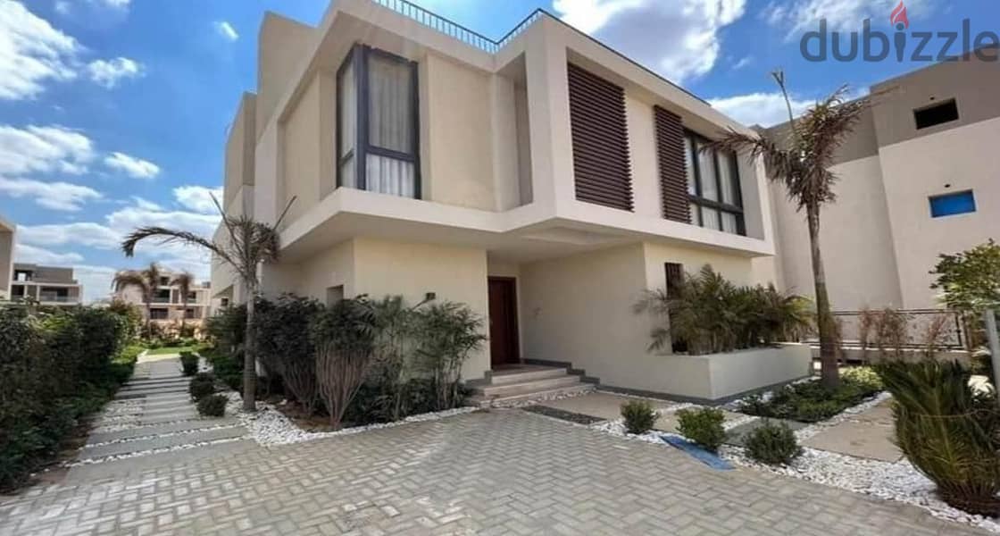 Townhouse for sale with a wonderful view in Sodic East El Shorouk Compound تاون هاوس للبيع  بفيو رائع  في كمبوند سويك ايست الشروق 3
