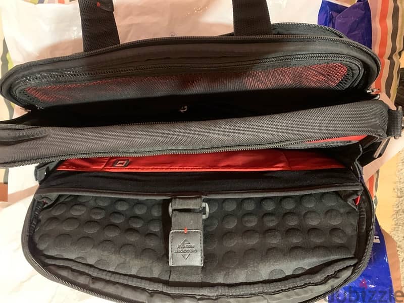 Samsonite PRO/DLX  M16 lifetime warranty 3