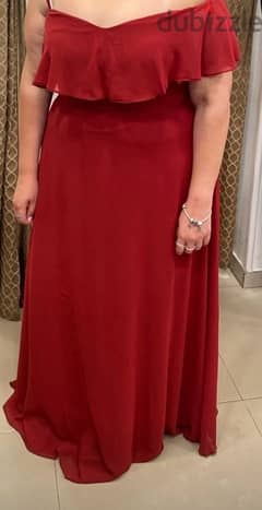 Long Red off-shoulders Dress 0