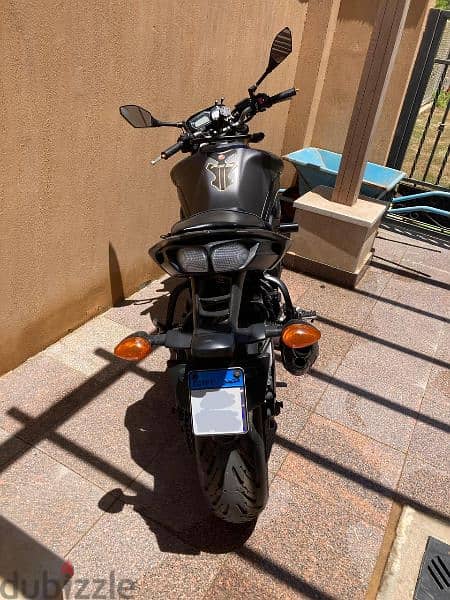 Yamaha FZ8 excellent condition 1