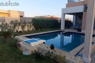 For sale, a villa in the Amaros Sahl Hasheesh compound, second row, on the sea 13