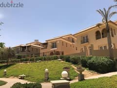 huge standalone villa with private pool in the heart of new Cairo Hyde park compound