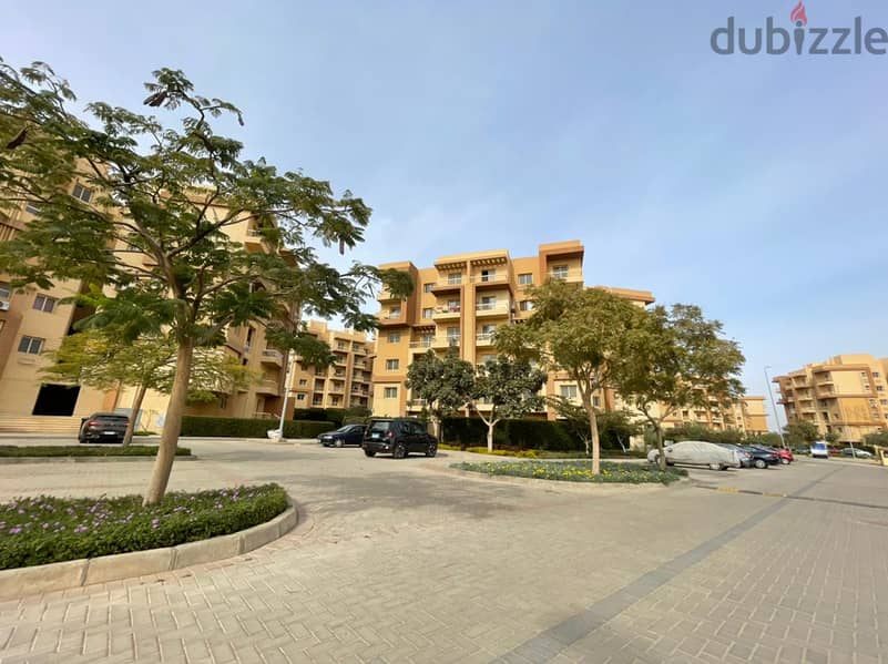 Apartment for sale with 467K and instalments for the longest period without interest, prime location near to Mall of Egypt 8
