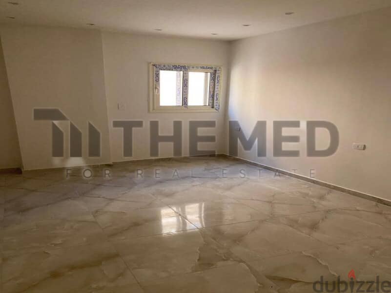 Apartment for sale, ground floor, with garden, prime location, in the Ninth District, Sheikh Zayed 4