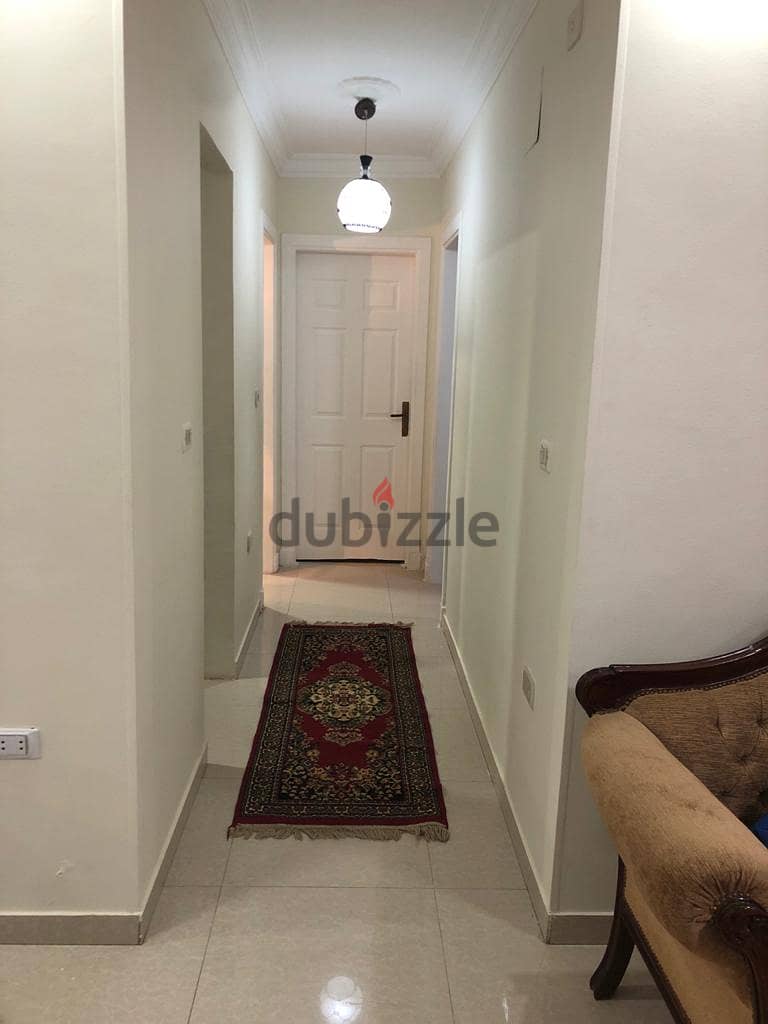Ground floor apartment with garden for rent, furnished, two rooms, prime location. 6