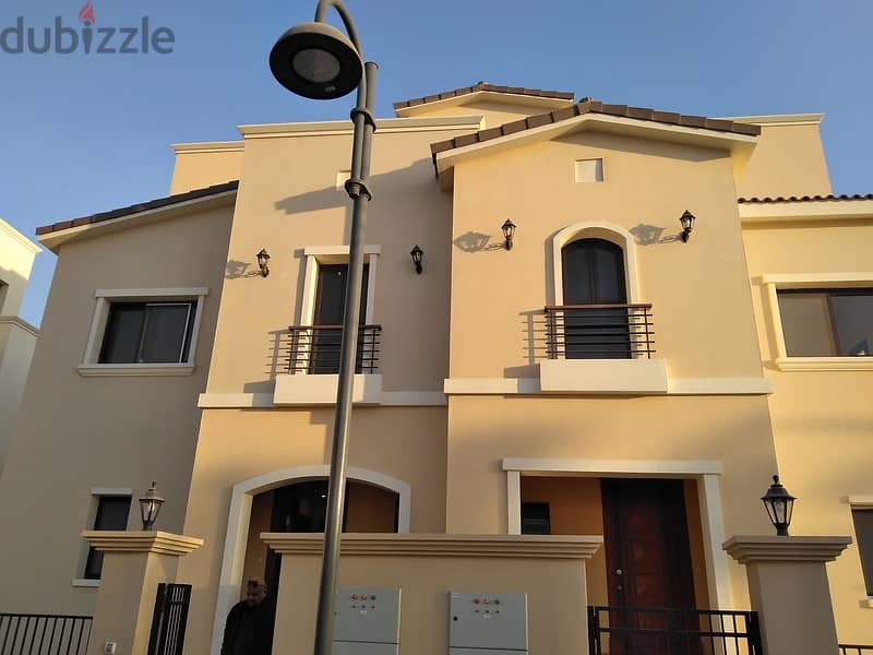 Twin House Open View Facing North For Sale Cash at Uptown Cairo - Emaar 2