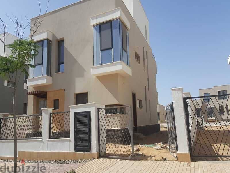 Standalone Villa 303 m PRIME LOCATION with Amazing View for sale under market price at Villette 6