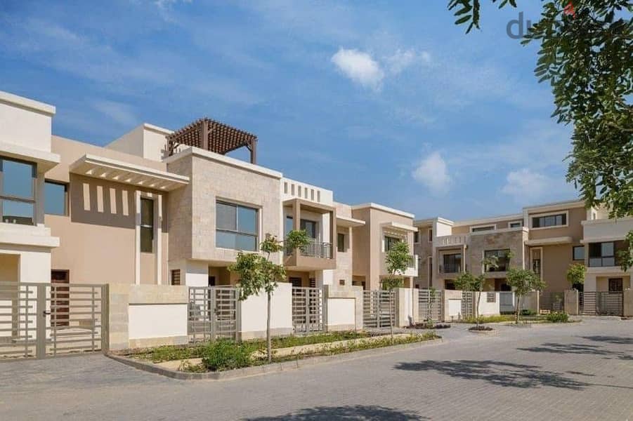 Townhouse villa for sale, 200 sqm, ready for inspection, in Taj City Compound 4