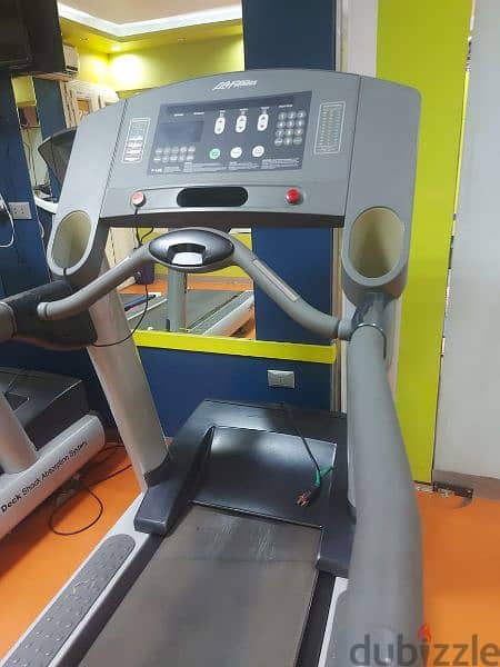lifefitness treadmill 1