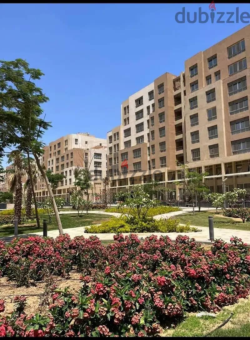 شقة للبيع استلام فوري امام برج الايقوني 121م بكمبوند المقصد Al Maqsed 7