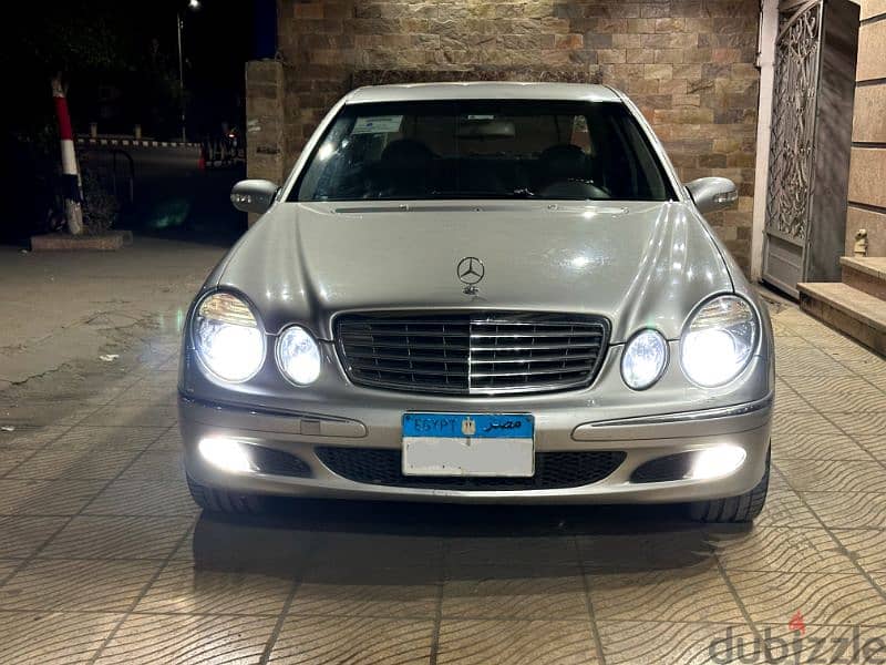 Mercedes-Benz E200 2004 117,000km 0