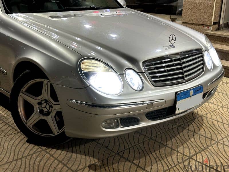 Mercedes-Benz E200 2004 117,000km 6