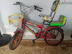 عجلة اطفال مستعملة للبيع بحالة جيدة