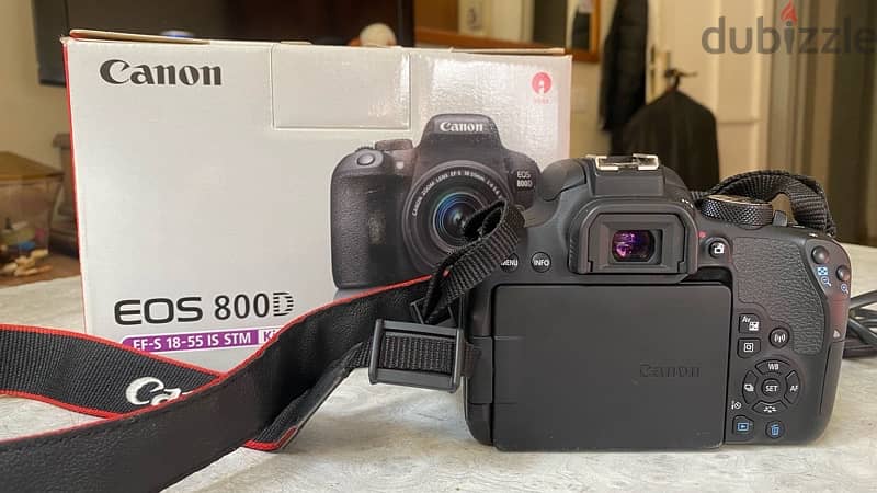 camera canon 800D used as new 7