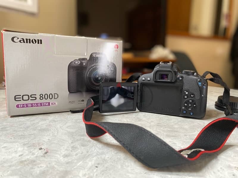 camera canon 800D used as new 9
