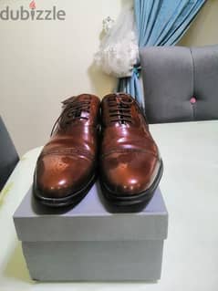 حذاء ايطالي ماركة لويس فيتون مقاس ٤٤