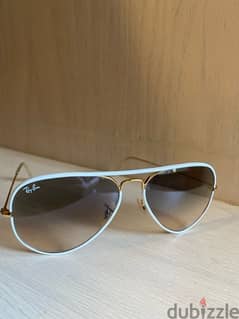 Rayban aviator full white color with gold edges