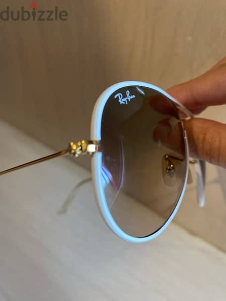 Rayban aviator full white color with gold edges 5