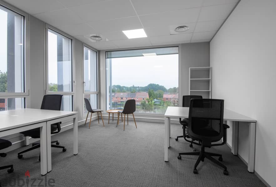 مساحة مكتبية خاصة مصممة وفقًا لاحتياجات عملك الفريدة فيParamount Business Complex 7