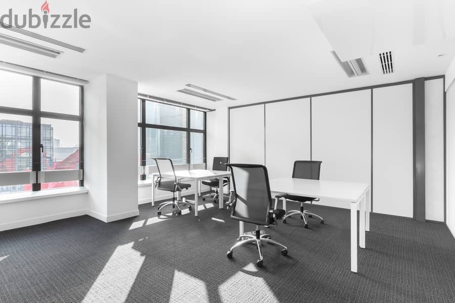 مساحة مكتبية خاصة مصممة وفقًا لاحتياجات عملك الفريدة فيParamount Business Complex 8