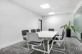مساحة مكتبية خاصة مصممة وفقًا لاحتياجات عملك الفريدة فيRaya Offices 133 0