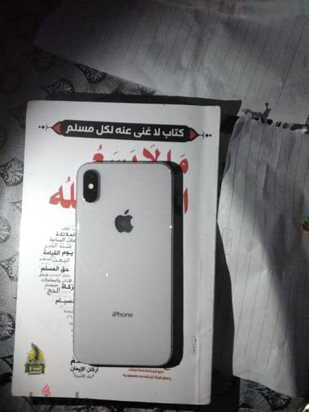 iphone X white with cool condition like new 64 3