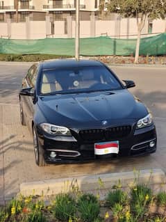 BMW 528i luxury الوحيده 2017بمصر 0