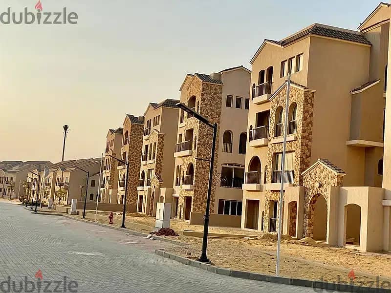 apartment 225 m with garden prime location , green square mostakbal 9