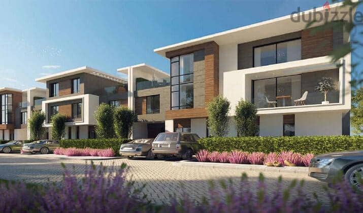 Sun villa for sale  ready to move next to Madinaty B11 and near Al Shorouk in La Mirada Mostakbal City 3