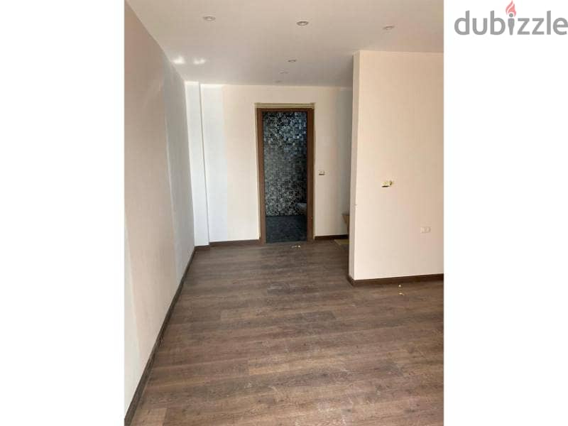 Apartment fully finished ready to move prime location 7