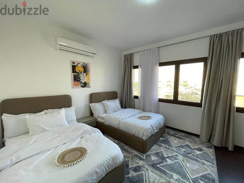 A villa townhouse villa located in the settlement, with a 40% cash discount 1