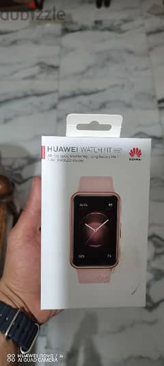 Huawei watch fit  new ساعات هواوى غنيه عن التعريف جديده مقفوله متفتحتش