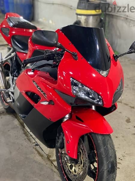 Cbr 1000  افراج  بسعر المترخص 0