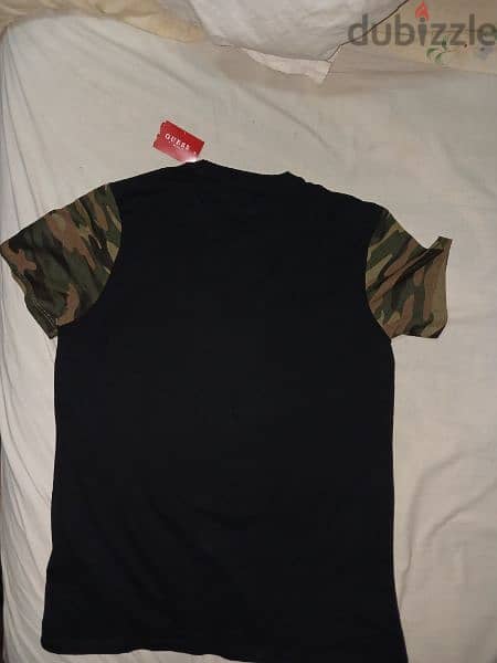 Unworn Original Guess Medium Camouflage T-shirt 1