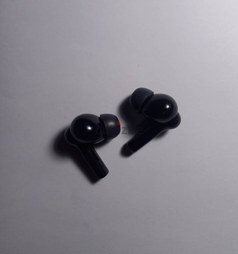 Soundcore Anker p2i earbuds 2